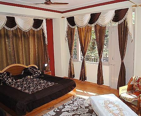 Hotel Misty Woods Νταραμσάλα Εξωτερικό φωτογραφία